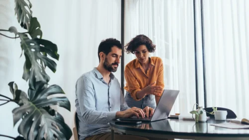 The Ultimate Guide to Becoming a Remarkable Leadership Coach
