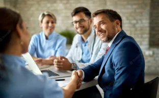 How to Become a High Ticket Remote Closer and Thrive in the Digital Sales World