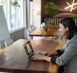 Online Life Coach Programs: Elevate Your Skills and Career from Anywhere